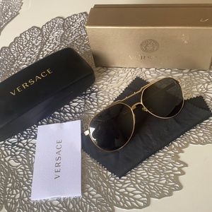 Auth unisex Versace Sunglasses ✨🔥